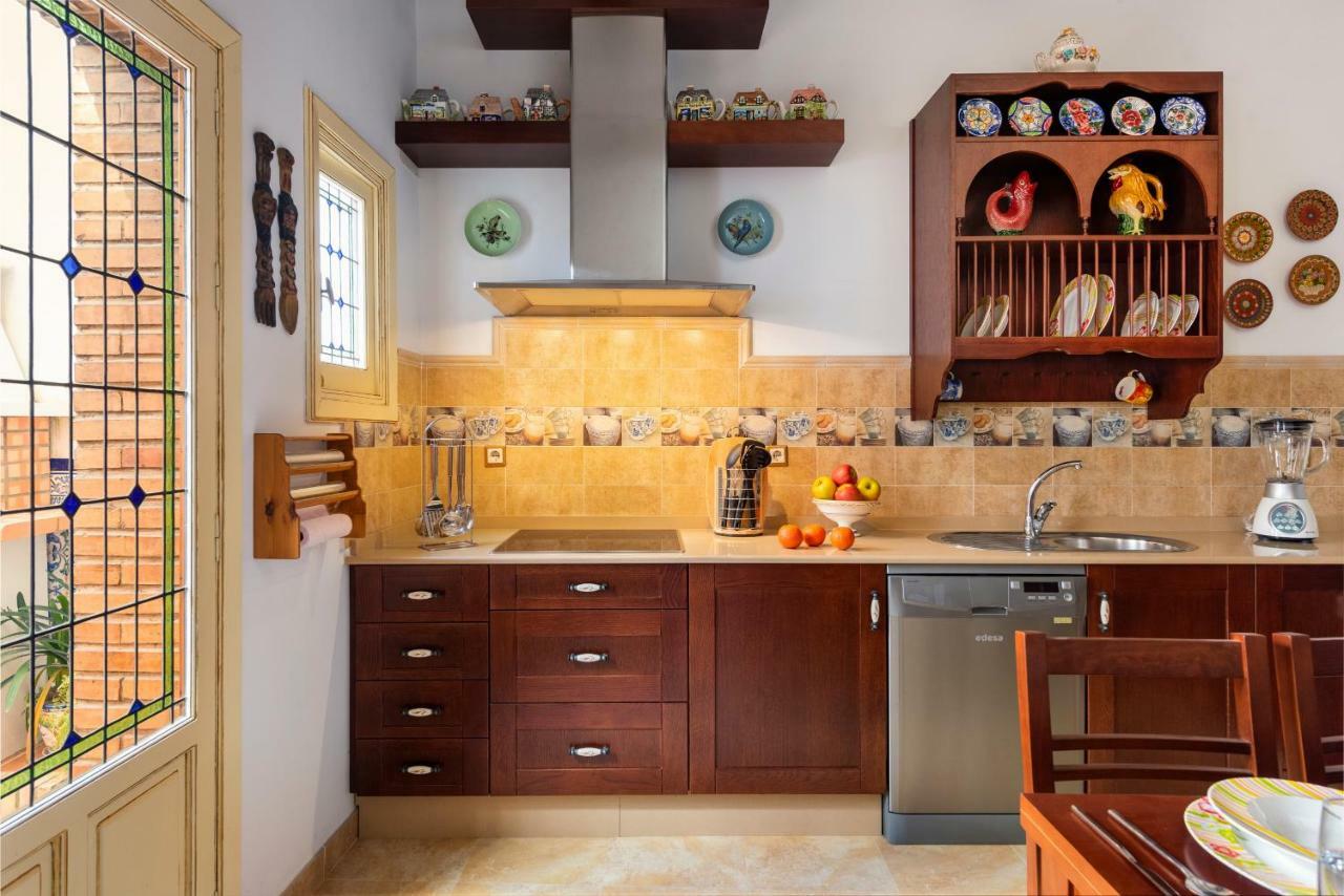 Hsh Suites Barrio Santa Cruz Севилья Экстерьер фото